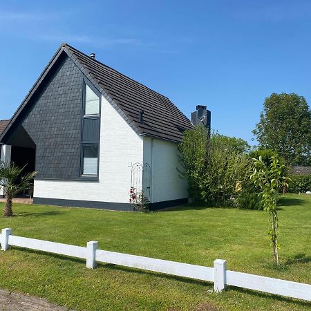 Traumhaftes Geraeumiges Ferienhaus In Meernaehe Bruinisse Buitenkant foto