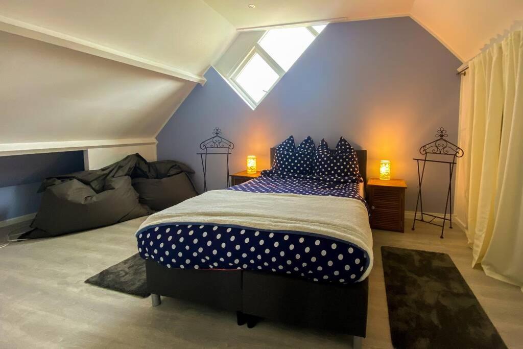 Traumhaftes Geraeumiges Ferienhaus In Meernaehe Bruinisse Buitenkant foto